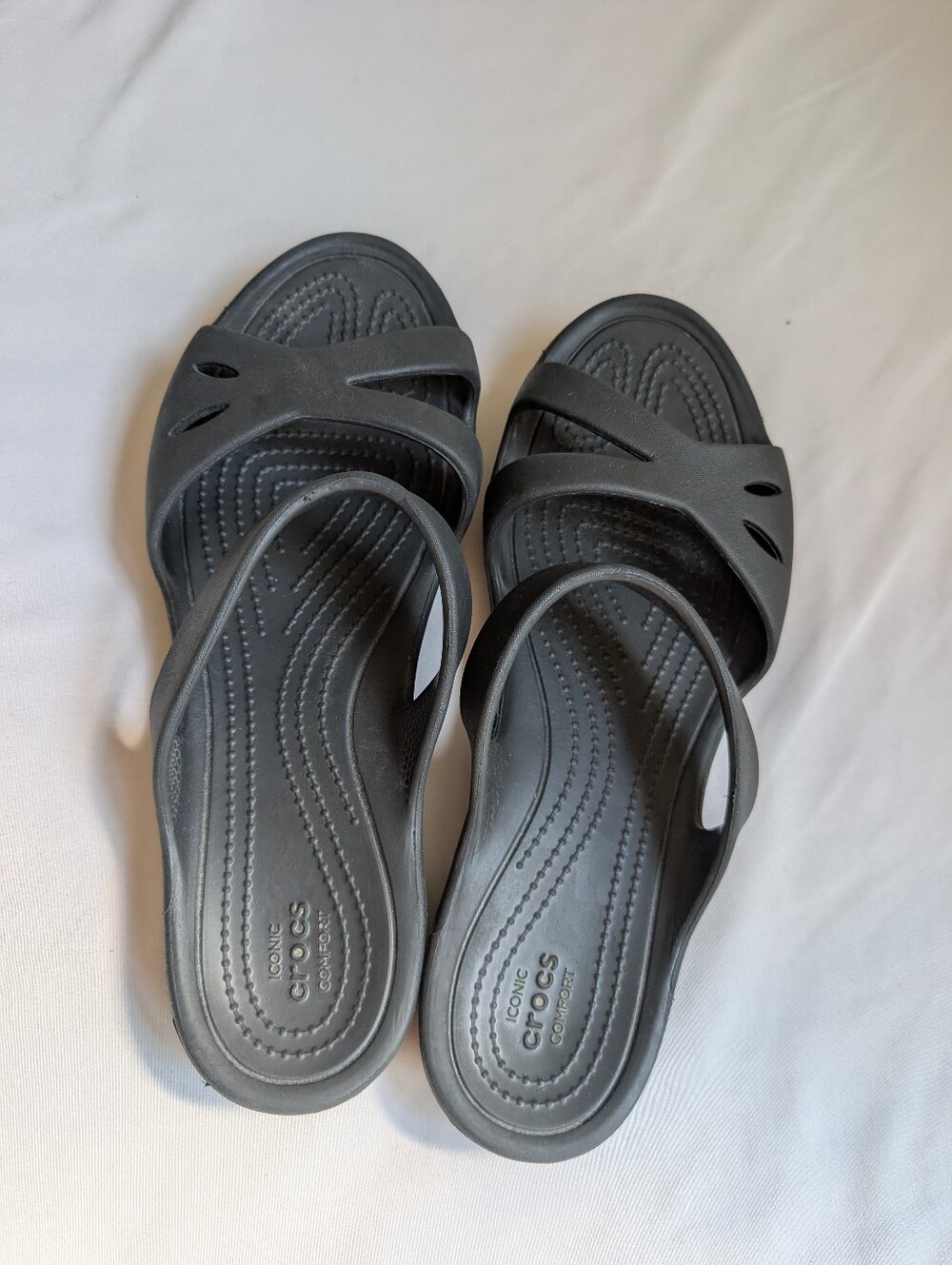 Crocs Kelli Strappy Sandals - Black - Picture 3 of 5